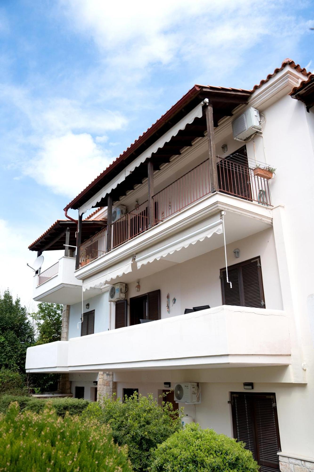Artistic 1 Apartment Afytos Ngoại thất bức ảnh