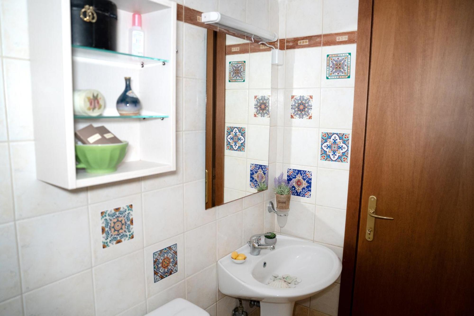 Artistic 1 Apartment Afytos Ngoại thất bức ảnh