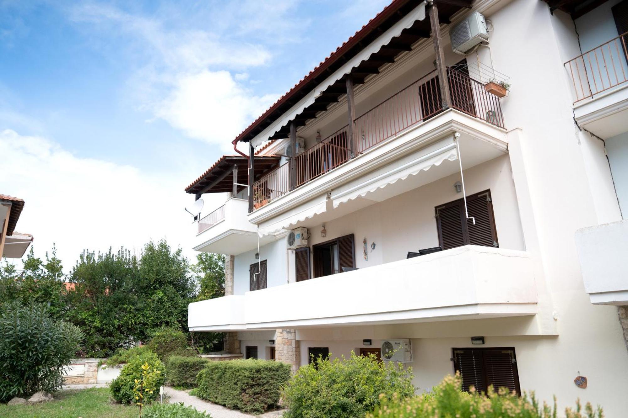 Artistic 1 Apartment Afytos Ngoại thất bức ảnh