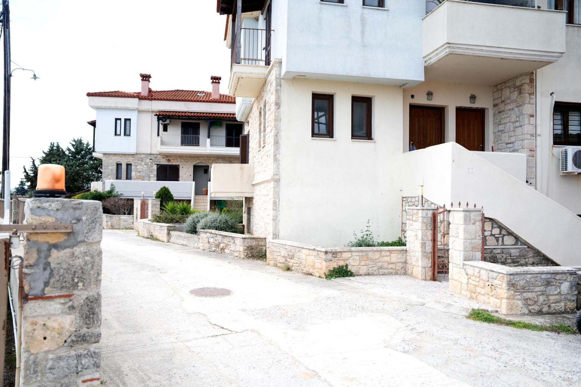 Artistic 1 Apartment Afytos Ngoại thất bức ảnh