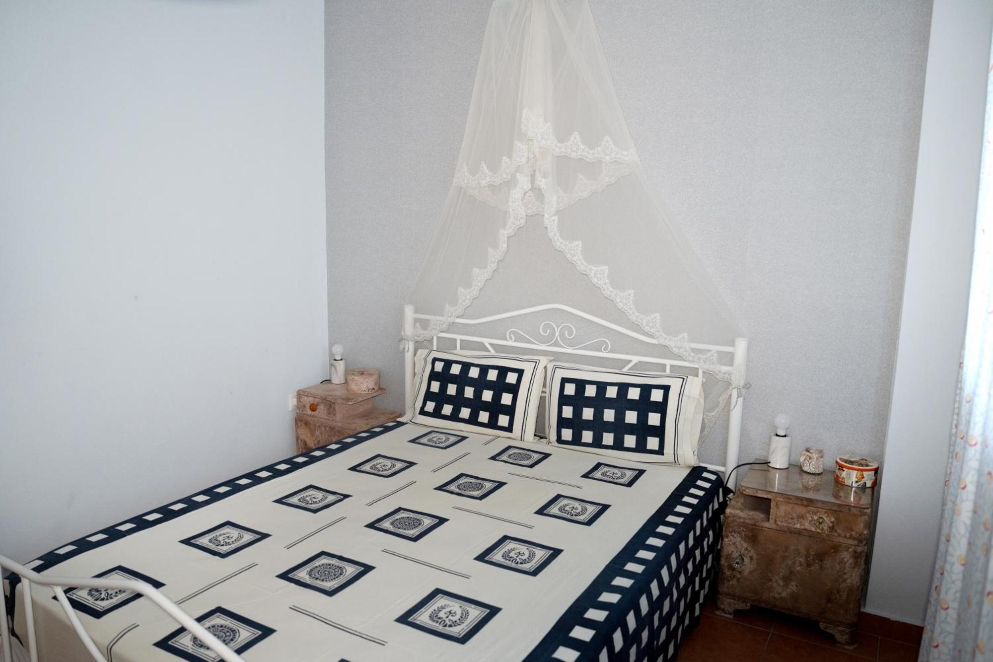 Artistic 1 Apartment Afytos Ngoại thất bức ảnh