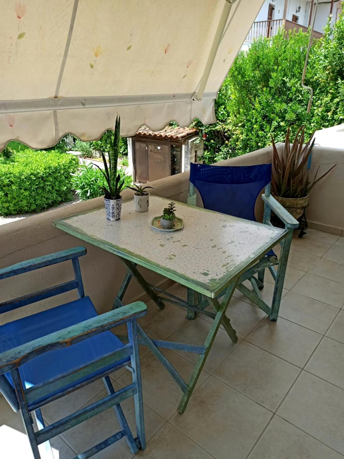 Artistic 1 Apartment Afytos Phòng bức ảnh